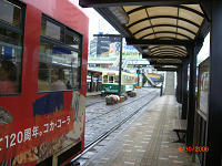長崎市街を走る路面電車